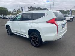 2016 Mitsubishi Pajero Sport GLS