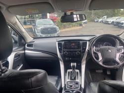 2016 Mitsubishi Pajero Sport GLS