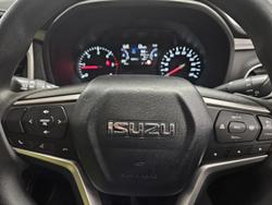 2022 Isuzu MU-X LS-M