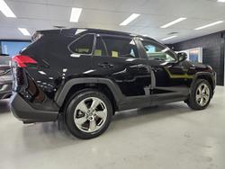 2021 Toyota RAV4 GXL