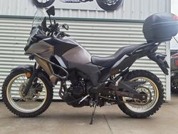 2017 Kawasaki Versys-X 300 (KLE300C) Versys Grey