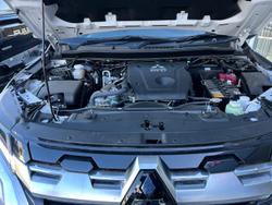 2024 Mitsubishi Pajero Sport Exceed
