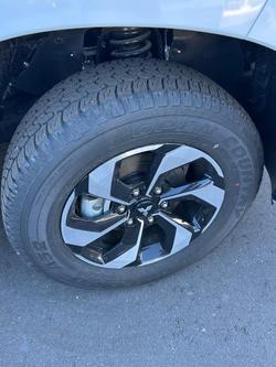 2024 Mitsubishi Pajero Sport Exceed