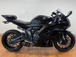 Yamaha YZF-R7LA
