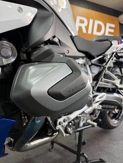 2024 BMW Motorrad R 1250 RS LIGHT WHITE/RACING BLUE METALL