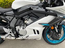 2025 CFMOTO 2025 CF Moto 650CC 675SR-R ABS NEBULA WHITE