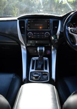 2016 Mitsubishi Pajero Sport GLS