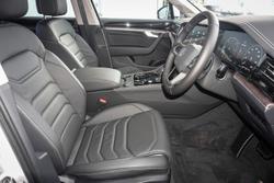 2025 Volkswagen Touareg 170TDI