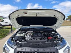 2025 Mitsubishi Triton GLX