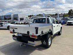 2025 Mitsubishi Triton GLX