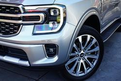 2024 Ford Everest Platinum