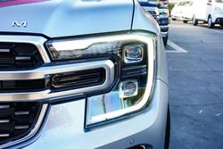 2024 Ford Everest Platinum