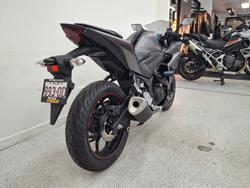 2016 YAMAHA YZF-R3 grey