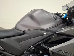 2016 YAMAHA YZF-R3 grey