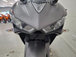 2016 YAMAHA YZF-R3 grey