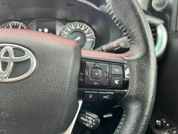 2020 Toyota Hilux SR5