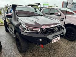2020 Toyota Hilux SR5