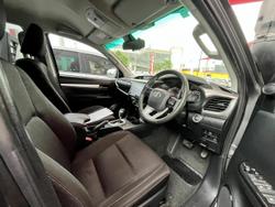 2020 Toyota Hilux SR5