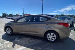 2013 Hyundai Elantra Active