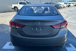 2013 Hyundai Elantra Active