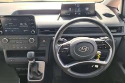 2022 Hyundai STARIA LOAD