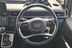 2022 Hyundai STARIA LOAD