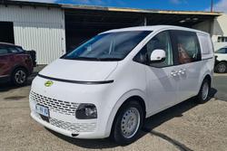 2022 Hyundai STARIA LOAD