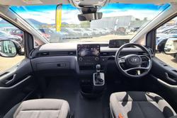 2022 Hyundai STARIA LOAD