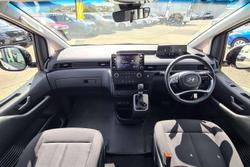 2022 Hyundai STARIA LOAD