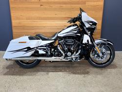 2016 HARLEY-DAVIDSON CVO STREET GLIDE