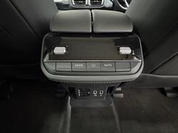 2025 LDV D90 Executive