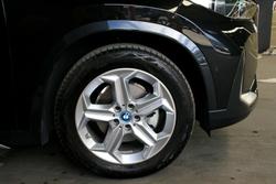 2024 BMW iX1 eDrive20 xLine