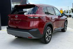 2024 Nissan X-TRAIL ST-L