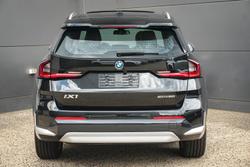 2024 BMW iX1 eDrive20 xLine