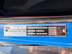 2003 Western Star 4900 Series 4900FX