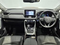 2021 Toyota RAV4 Cruiser AXAH52R White