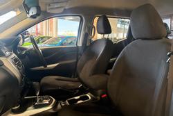 2018 Nissan Navara RX