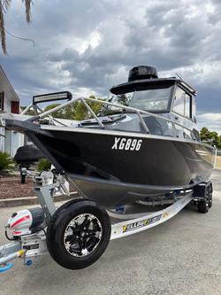 2024 Yellowfin 7000 Southerner HT