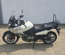 2010 Suzuki V-Strom 650 ABS (DL650A) V-Strom White