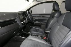 2021 Mitsubishi Outlander LS