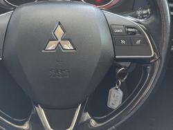 2019 Mitsubishi Outlander ES