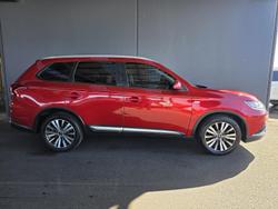 2019 Mitsubishi Outlander ES