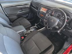 2019 Mitsubishi Outlander ES