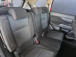 2019 Mitsubishi Outlander ES