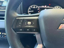 2022 Mitsubishi Outlander LS