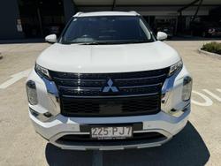 2022 Mitsubishi Outlander LS