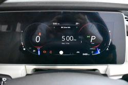 2024 Mahindra XUV700 AX7L