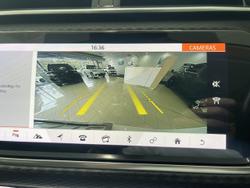 2017 Land Rover Range Rover Velar D180 SE