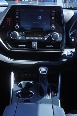 2021 Toyota Kluger GX