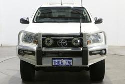 2019 Toyota Hilux SR